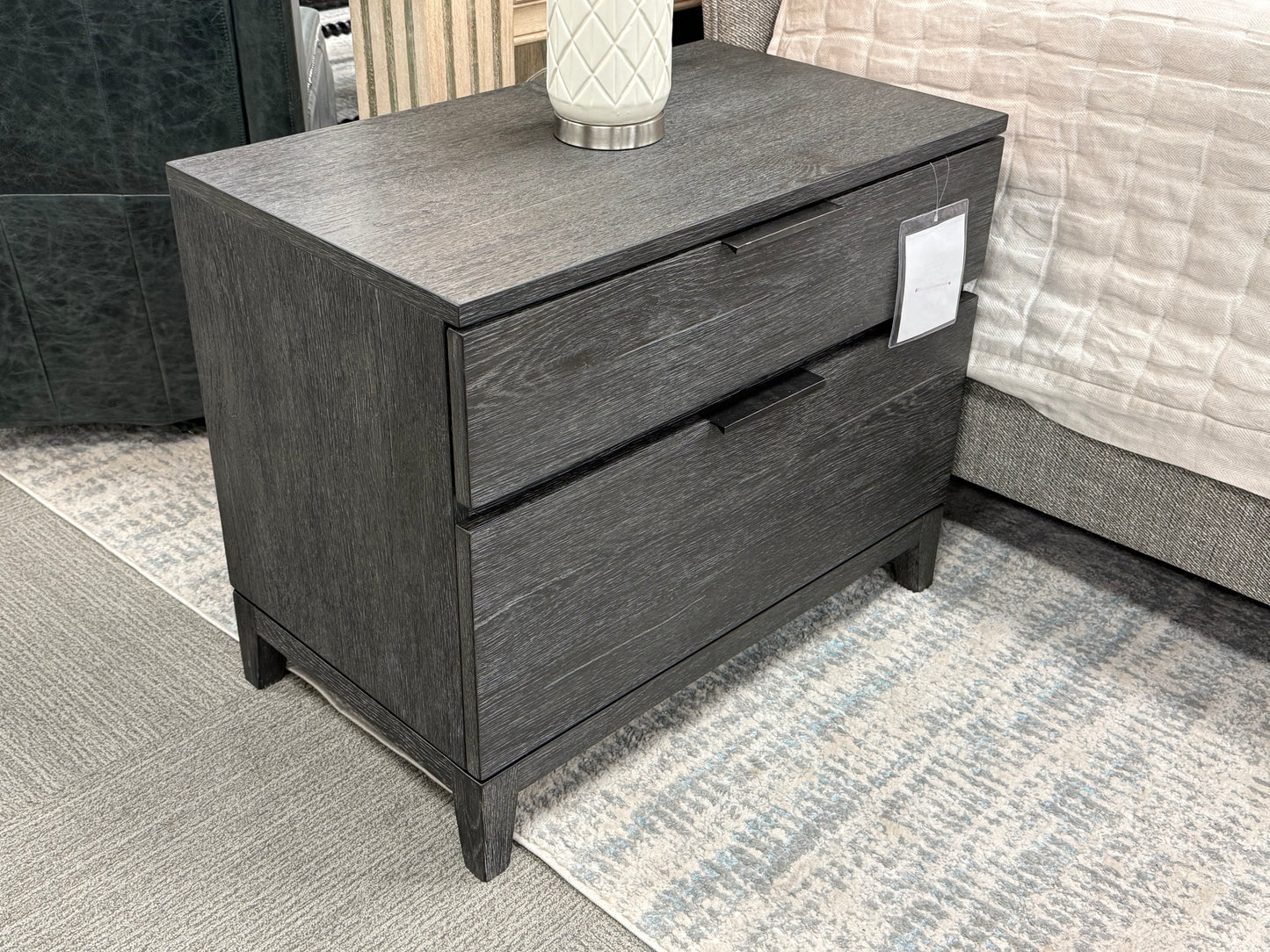 Modern 2-Drawer Nightstand