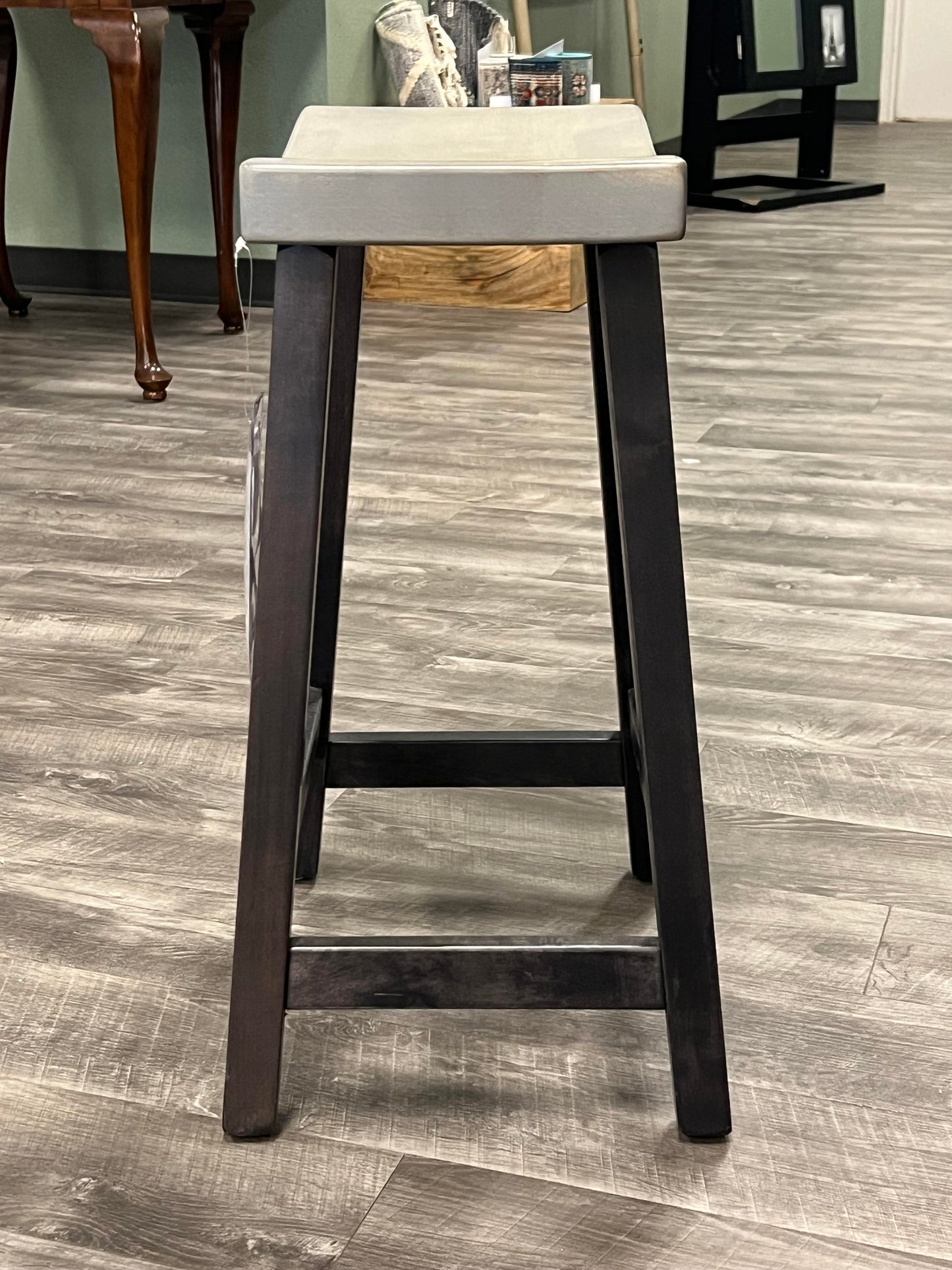 Amish Solid Wood 2-Tone Saddle Barstool