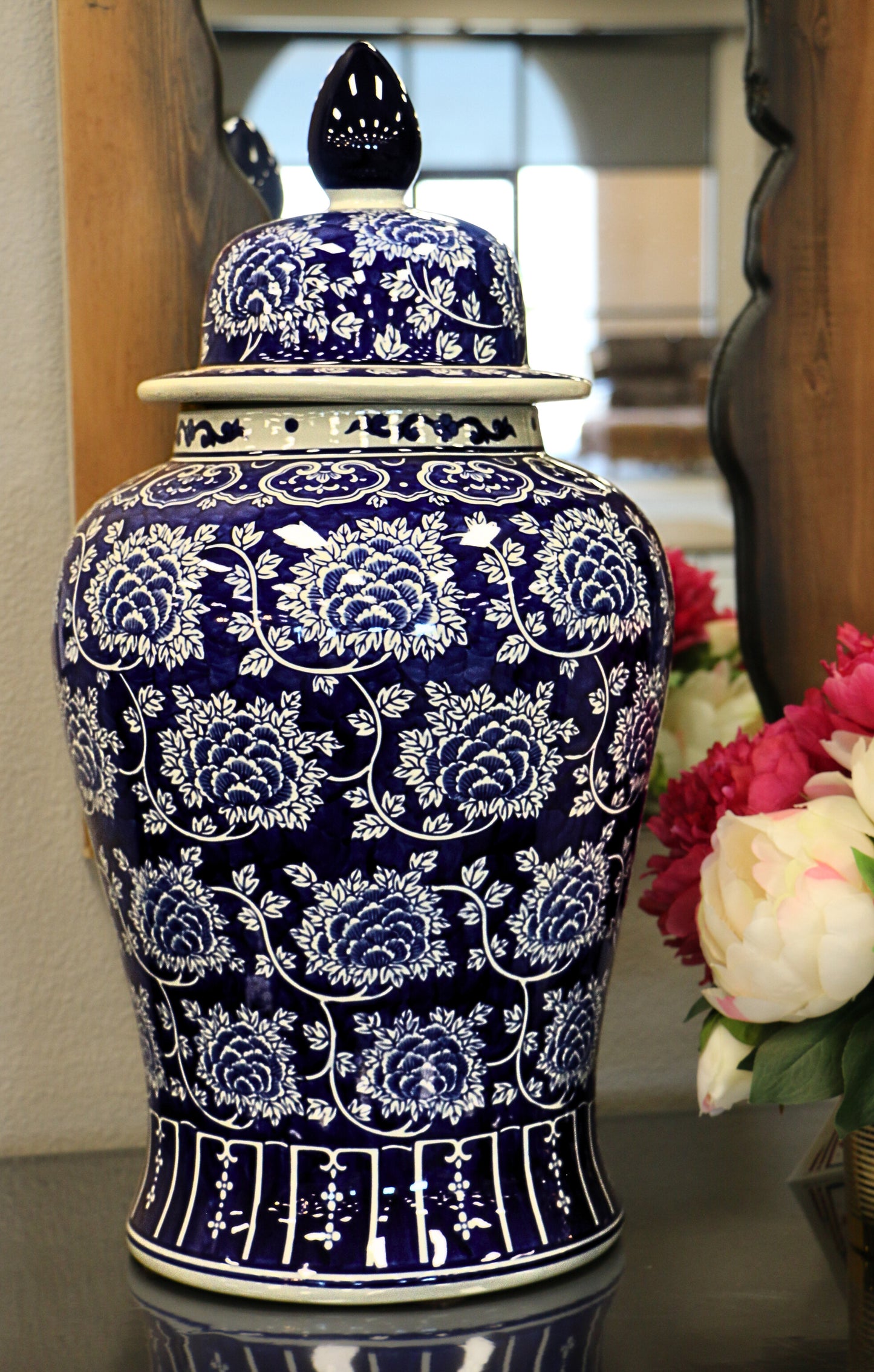 Large Chinese Porcelain Ginger Jar