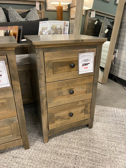 Solid Wood 3-Drawer Nightstand