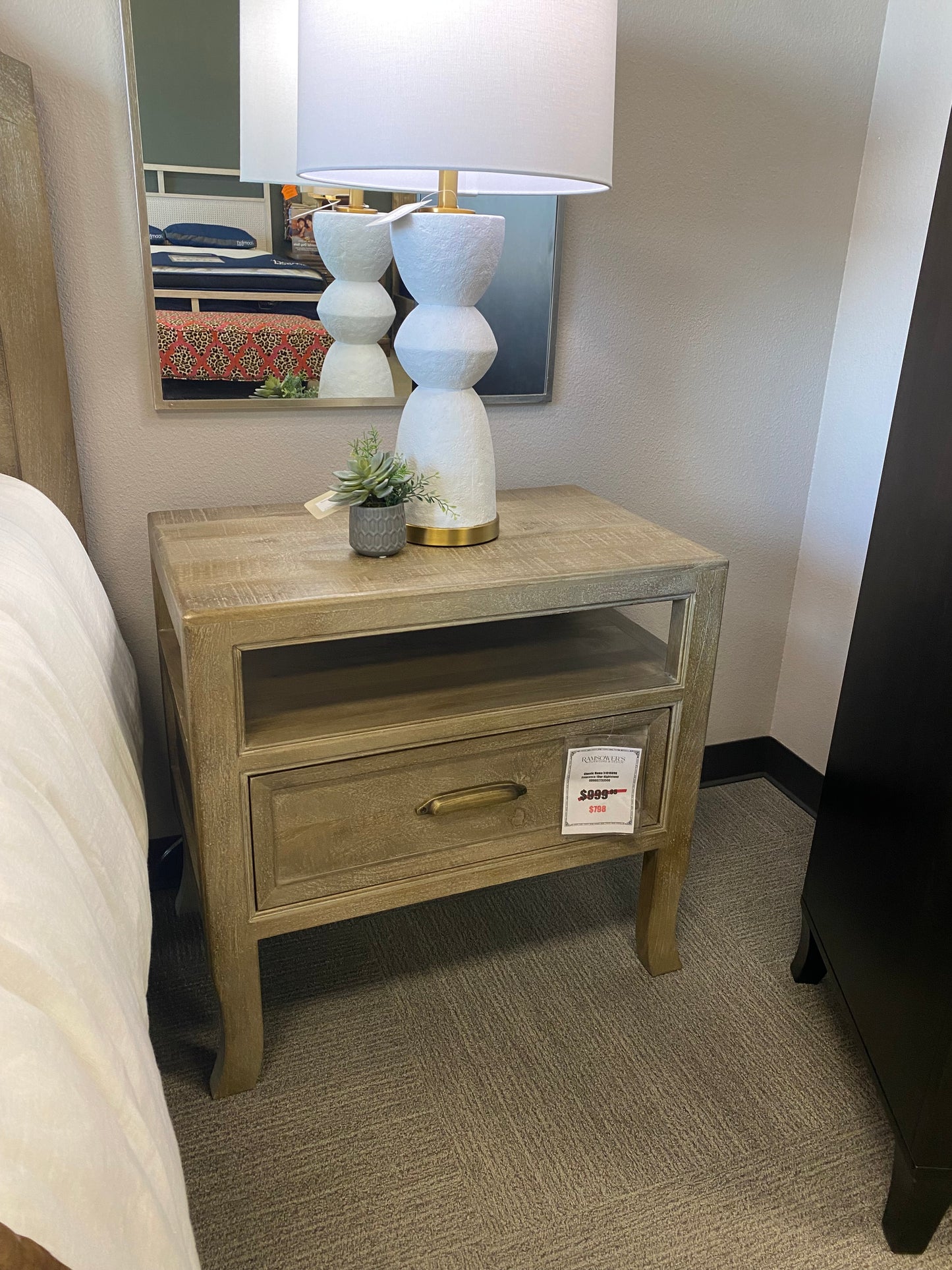 1 Drawer Nightstand