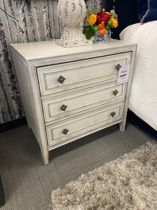 3 Drawer Nightstand