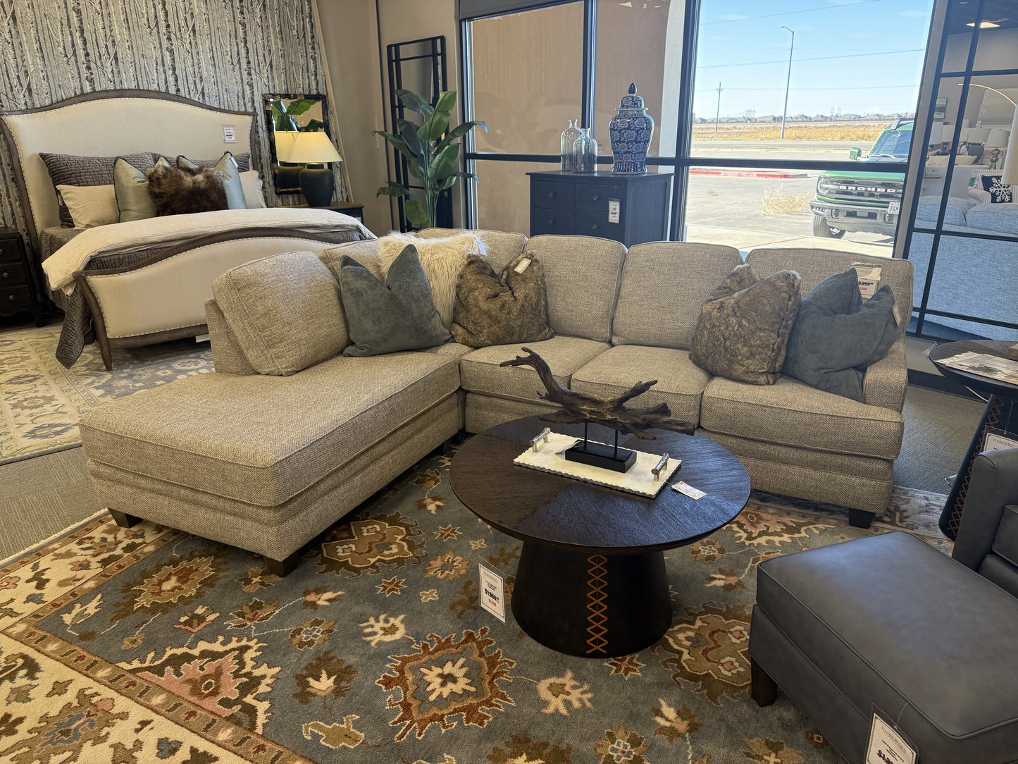 Upholstered 3-Piece Chaise Sectional